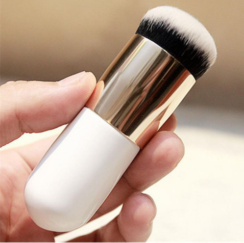 Explosion models chubby pier foundation brush flat cream makeup